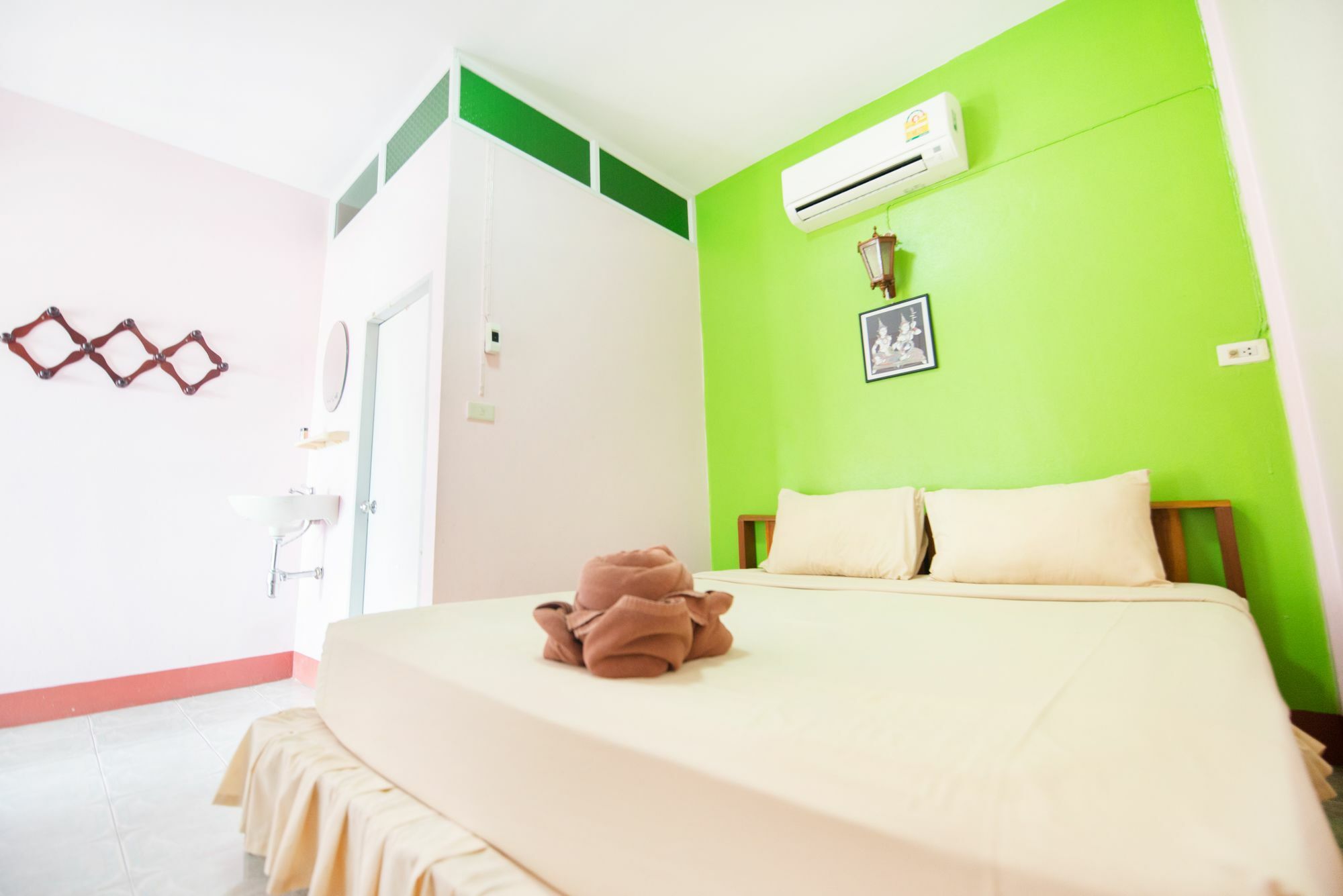 Pong Phen pensión Kanchanaburi Exterior foto